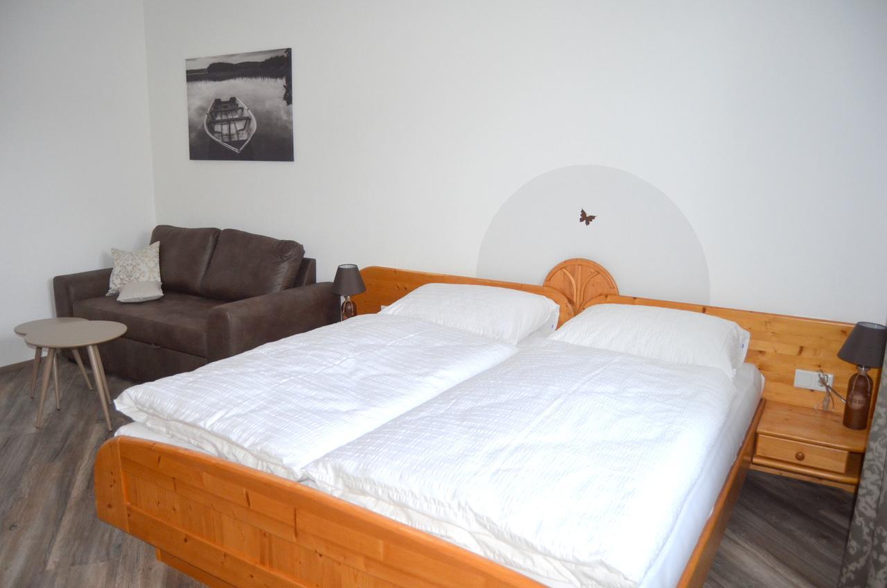Pension Zum Strell Hollabrunn Luaran gambar